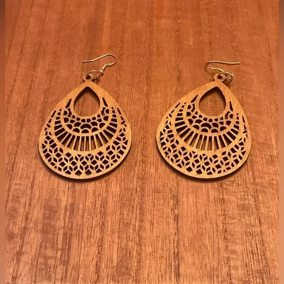 2 pair of unique wood earrings, 2 1/2” Brand New! - Picture 1 of 2